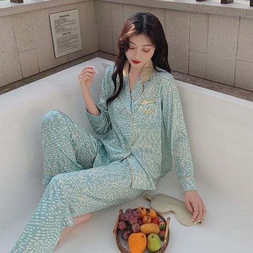 Sweet cats satins ice silk sleepwear women pajamas sets quality long sleeve trousers elegant fashion women pijamas 3pcs pyjamas