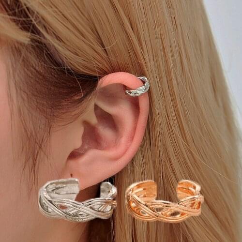 1pcs European American Fashion Clip Earrings Simple Cross Ear Clip Twist Twist Pattern Female No Pierced Earrings Jewelry