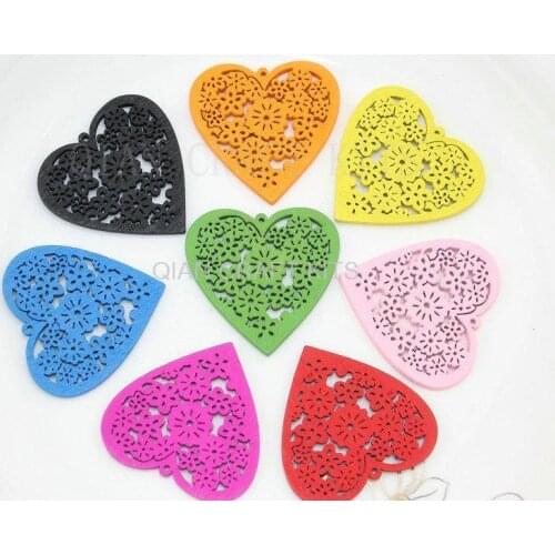 200pcs Large Lovely Filigree Heart Wooden Wood Pendants Drops Mixed Color Charms For DIY Necklace 50mm Mix Assortment