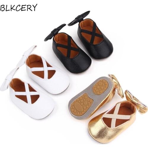 Newborn Baby Girl Shoes Toddler Moccasins Trainers Soft Rubber Sole Loafers Infant Trainers Tenis for 1 Year Learning Walking