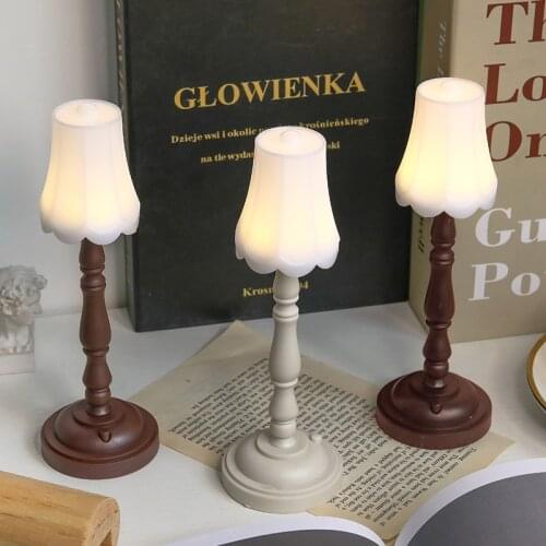 European Style Table Lamp Retro Bedside Night Light Eye Protection Desktop Nightlight Small Decoration Lamps for Bedroom