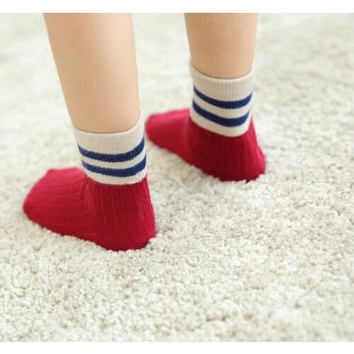 5 pairs New autumn and winter childrens tube socks two bars Japanese college wind tide socks childrens socks