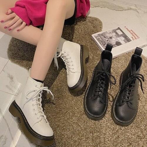 Autumn Winter Patent Leather Black Martin Boots Women Lace-up Chunky Heel Platform Boots Female British Style Ankle Boots