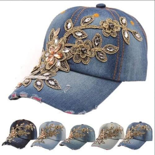 oZyc Women's Caps