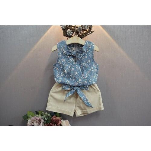 The new girl will be in 2017. The new girl will have a small, fresh set of two-piece Korean childrens clothes1526223137