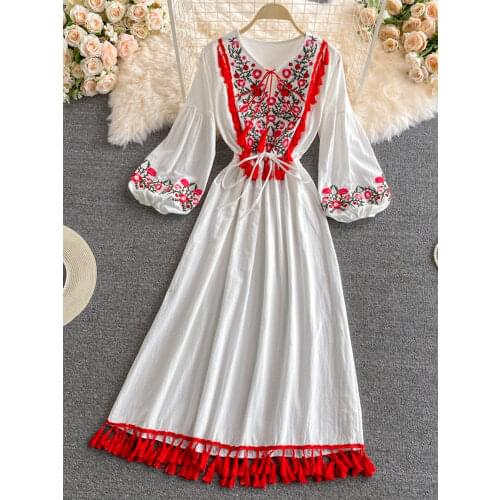 Retro Ethnic Style New Embroidery Tassel Lace Cotton and Linen Vestidos Female V-neck Puff Sleeve Large Midi Dress GK857