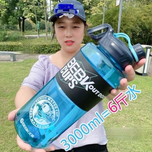 Creative 2L 3L Tritan Gallon Water Bottle Smartphone Stand with Flip-Flop BPA Free Bottles Portable Sports Mobile Holder GYM Jug