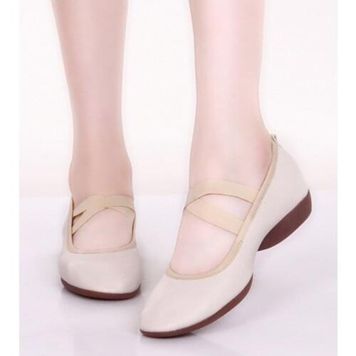 Baby Girl Square Dance Shoes Leather Soft Sole Dancing Shoes For Womens Leather Casual Training Shoes Tai Chi Shoes