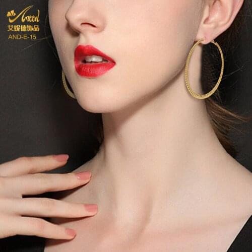 Round Hoop Golden Earrings For Woman Fashion 24K Earing 2021 Trend Stud India Birthday Gift Ear Cuffs Party Gifts Jewelries