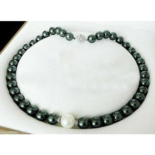 Genuine 8mm black & 10mm white round shell pearl necklace 18" AAA