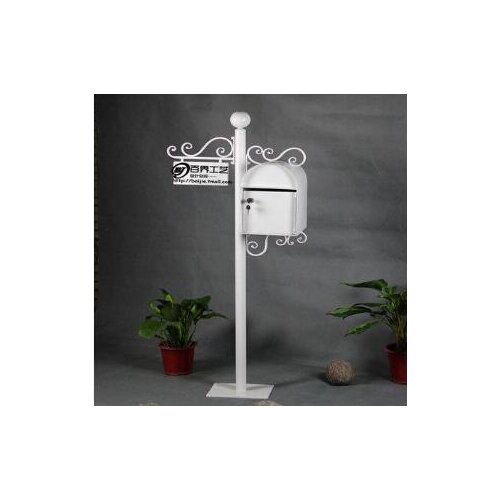 European-style garden iron art villa post box fall to the ground vintage tin mailbox with lock outdoor rainproof newspaper mailb