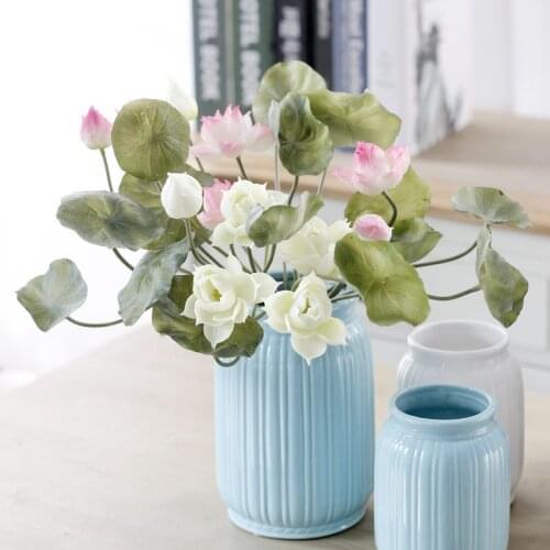 Silica Gel Water Lily Flower Bouquet Artificial Lotus Silk Flower for Home Wedding Party Decoration Fake Flowers