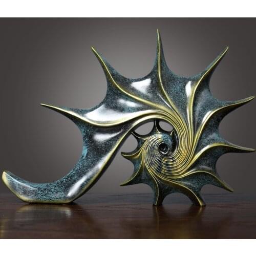 European Home Decorations Abstract Personality Conch Ornaments Sculpture Crafts Living Room Porch Bar Wine Cabinet Display
