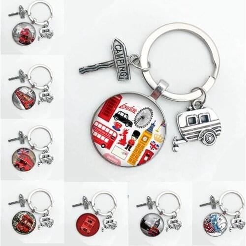 New 25mm Handmade Vintage London Bus Pendant Keychain Keychain Round Glass Cabochon Bus Pattern Charm Personality Key Ring For F