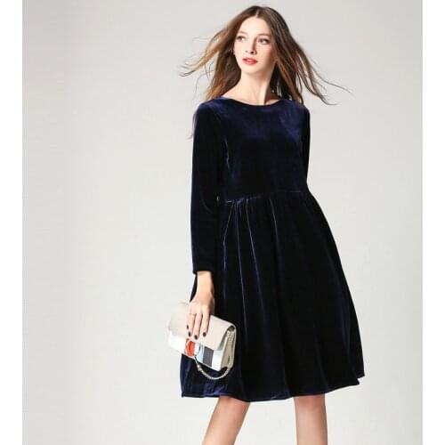 New Velvet Dresses for Women 2020 Spring Autumn Vintage Long Sleeved Pleated Velour Party Dress luxurious dress