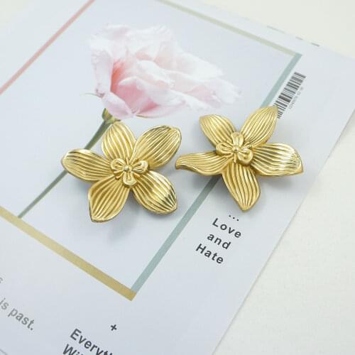 Flower Shape Creative Furniture Handles for cabinets and drawers Dresser Door Knobs Pull Solid Brass Furniture Hardware