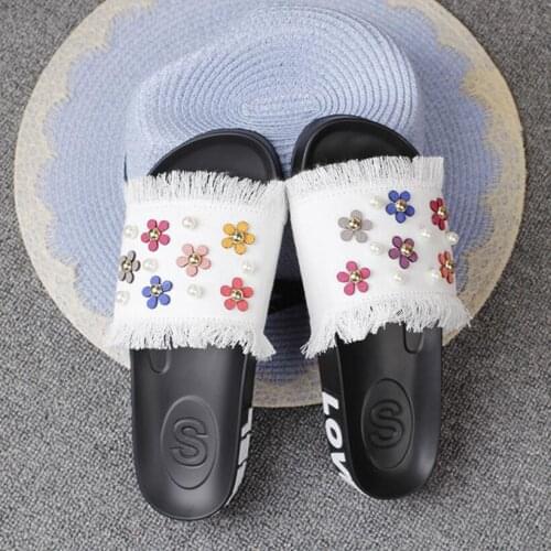 Candy color flower appliques flip flops women fringe denim summer sandals pearl rivets gladiator sandals women slippers y196