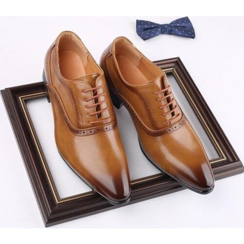 Yomior Luxury Fashion British Men Casual Leather Shoes Italian Formal Dress Loafers Pointed Toe Business Wedding Brogue Shoes