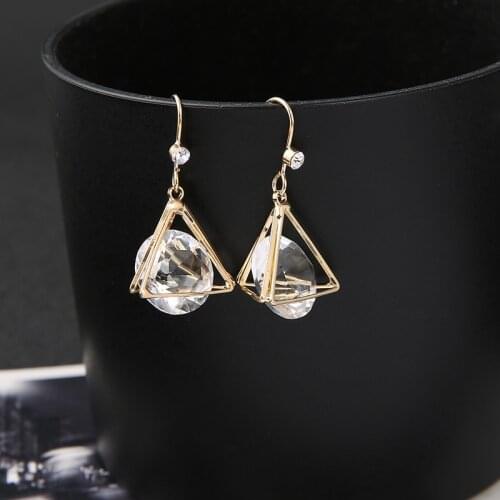 2017 New Arrival Big round crystal triangle shape clip on Earrings Without Piercing for Women Wedding Party elegant earrinngs