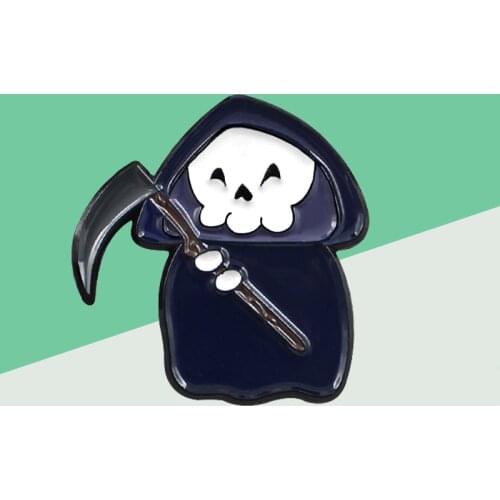 Death God Sickle Black Robe Ghost Skeleton Brooch Thriller Magic Skull Wizard Enamel Pin Denim Badge Halloween Gothic Jewelry