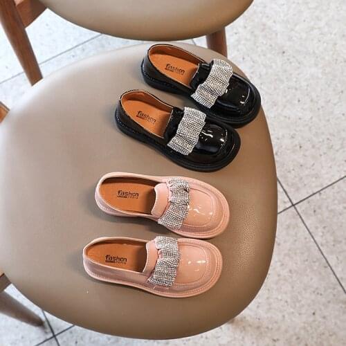 Kids Patent Leather Shoes Girls Western Style Rhinestones Pearls Big Childrens Fashion Princess Shoes Single Toddler Shoes VBN