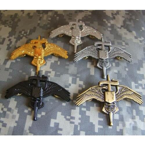 FIVE TACTICS US MARINE CORPS SOCOM RAIDER MARSOC QUALIFICATION PIN BADGE - World military Store