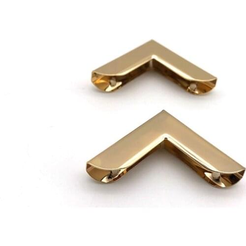 Manufacturer Iron Light Gold Decorative Metal Bag Corner 31.5MM For Handbag