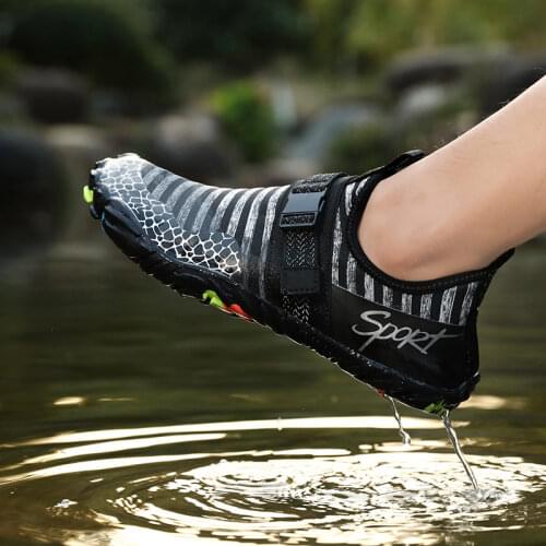 Men Women Barefoot Aqua Shoe Quick-Dry Breathable Beach Water Shoes Non Slip Seaside Upstream Outdoor Comfortable Trekking Shoes