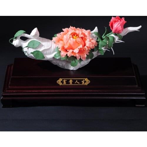 Rich life handmade art collection of Luoyang red peony flower blue large Dehua ceramic ornaments