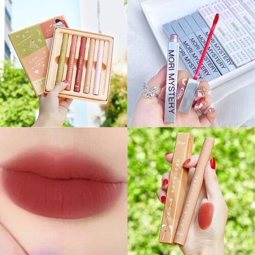 1 Pcs Velvet Lip Glaze Charming Smooth Waterproof Non-fading Moisturizing Nourishing Natural Lasting Makeup Cosmetics Labiales