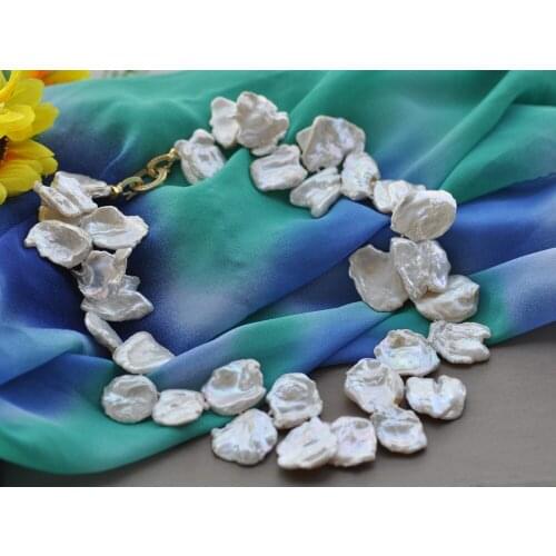 MCT·STAR Z10281 18" 25mm White Lamina Reborn Keshi Pearl Necklace CZ