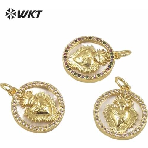 MP167 Best selling gold electroplated heart shape round coin pendant women jewelry religious pendant shell love charm