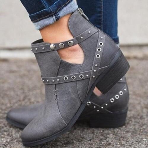 Women Boots Rivet Autumn Ankle Boots For Women Classic Zipper Martin Boots 2019 Square Heel Plus Size 34-43 Botas Zapatos Mujer