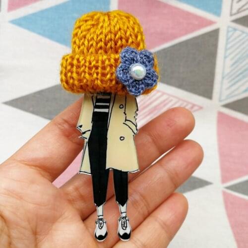 Fashion Brooch Pins for Woman Brooches Cool Girls Cartoon Models Acrylic Brooches Kawaii Pompom Clothing Jewelry Accessories
