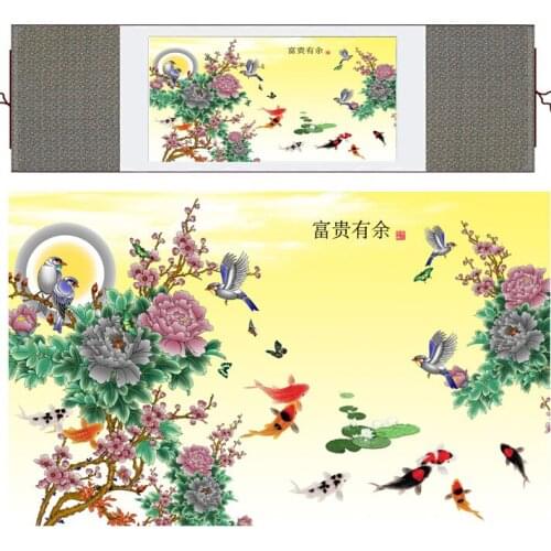 Chinese traditional Fish painting Silk painting traditional art Chinese painting siven fish playing art painting