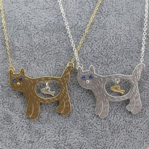 New European and American fashion jewelry factory direct sales Personalized kitten eating fish pendant necklace couple necklace