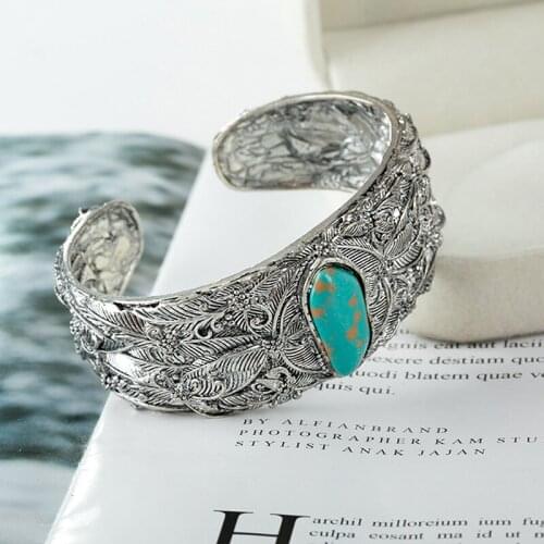 Vintage Ethnic Antique Carve Butterfly Bracelets For Women Open Bangle Blue Natural Stone Cuff Bracelet Jewelry