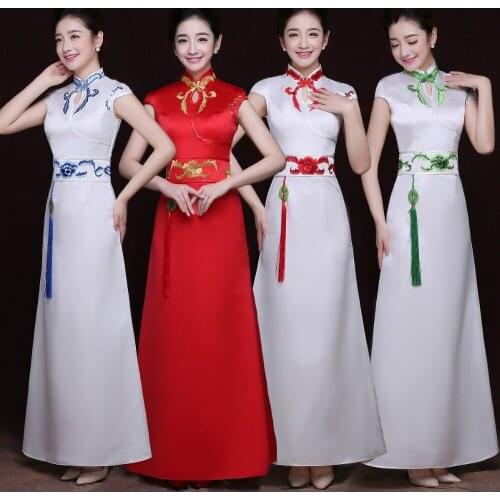 Chinese traditional Female Rayon long gown Dress Mandarin Collar Vintage embroidery red Cheongsam Vestidos Elegant Slim Qipao