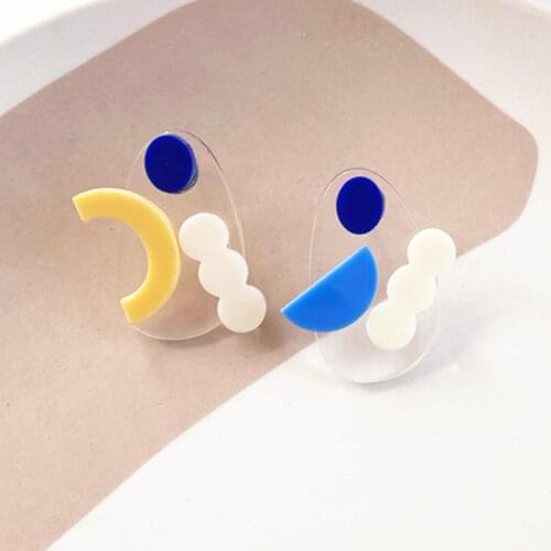 Matching Acrylic Flower Asymmetric Geometric Stud Earrings Spring and Summer Female Clip Earring Fashion Oval Resin Earrings