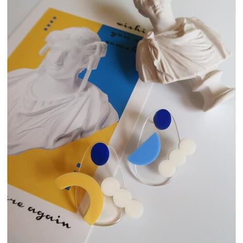 AOMU 2020 Summer Retro Cute Acrylic Flower Asymmetric Geometric Earrings Transparent Acetate Oval Resin Earrings for Women Girl