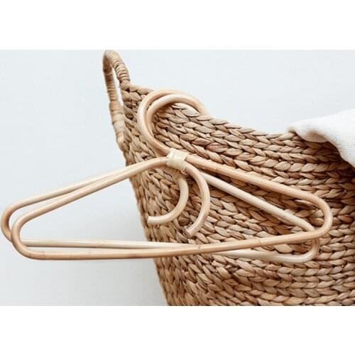 2pcs Rattan Clothes Hanger Style Baby Kids Garments Organizer Rack Children Hanger Kids Room Decoration Hanger for Clothes Scarf