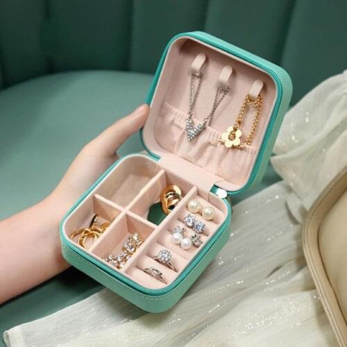 80% Hot Sales!! Jewelry Box Practical Saving Space Small Comfortable Flannel Earring Case for Earrings