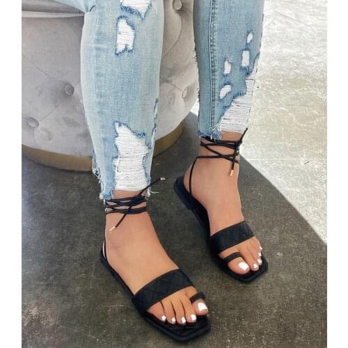New Summer Womens Shoes Solid Color Strap Open Toe Flat Sandals Outdoor Casual Ladies Shoes Plus Size 43
