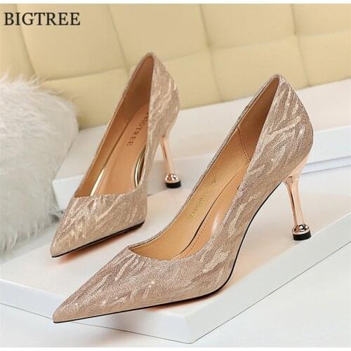 Hot Women Shoes High Heels Sexy Party Shoes Pointed Toe Women Pumps Stiletto Fashion Ladies OL Office Shoes Champagne Metal Heel