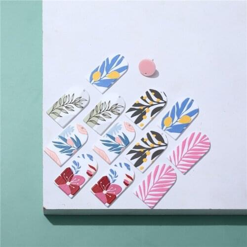 Spring style 30pcs/lot Relief effect cartoon Plant flowers pattern print geometry Archeds shape acrylic beads diy jewelry making