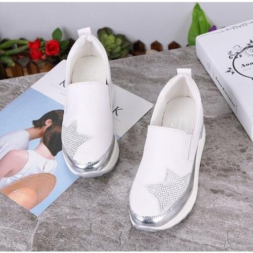 Miaoguan Comfort Creepers Bling Loafers Silver Platform Shoes Woman Slip On Swing Women Flats Lazy Women Shoes Zapatos De Mujer