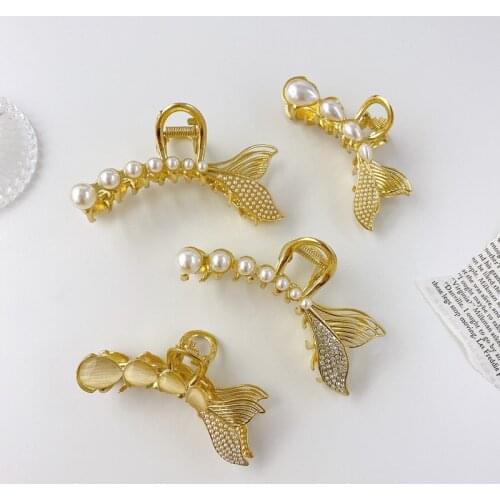 Pearl Hair Claw Golden Hairpins Acrylic Barrettes Catch Head Bands Hair Accessories Women Fish Tail Metal Pearl Hair Accessories