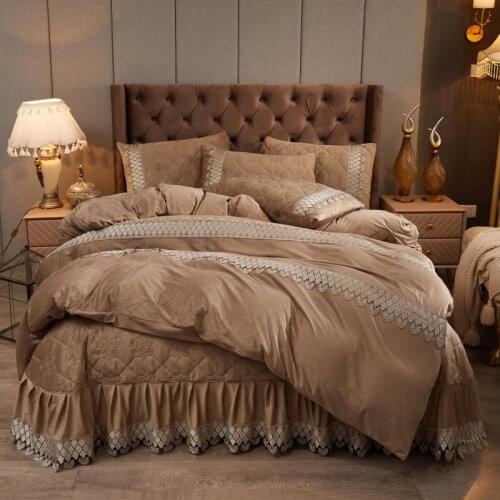 2020 Crystal velvet Duvet Cover Sets Queen King Size Bedding Sets Pillowcases red green lace bedspread for winter Bed Linen