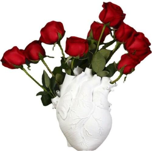 Anatomical Heart Shape Flower Vase Flower Art Portrait Heart Shape Sculpture Table Ornaments Garden Plant Vase Unique Shape