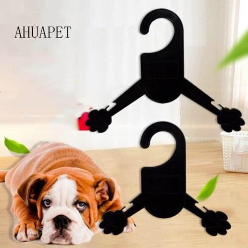 Cheap Cat Hanger Coat Hangers For Clothes Dog Clothes Hanger Plastic Portable Pet Newly Paw Shape Pets Acessories 5 Pcs